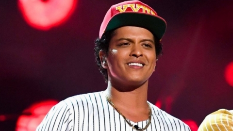 Bruno Mars é destaque no Soul Train Awards 2017. Veja lista com todos os vencedores!