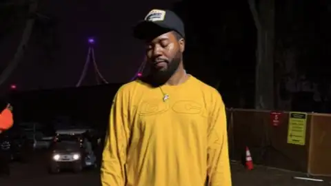 Khalid diz que ter tido sua sexualidade exposta foi "cruel", mas também uma &ldquo;uma bênção disfarçada&rdquo;