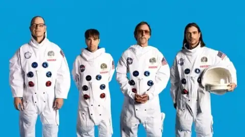 Confira 10 músicas do Weezer que definem sua carreira e conquistaram gerações