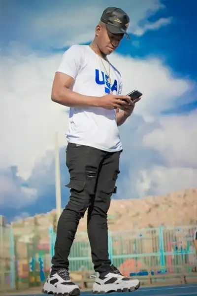 jorly-di-boy - Fotos